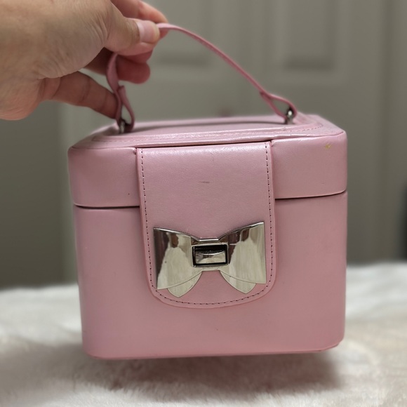 Tuscan Jewelry Box - Picture 1 of 10